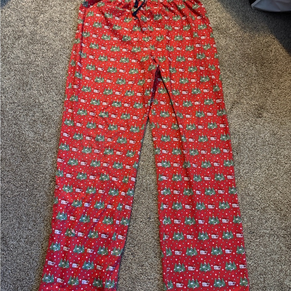 Festive Vineyard Vines Panama Pants with Holiday Print
